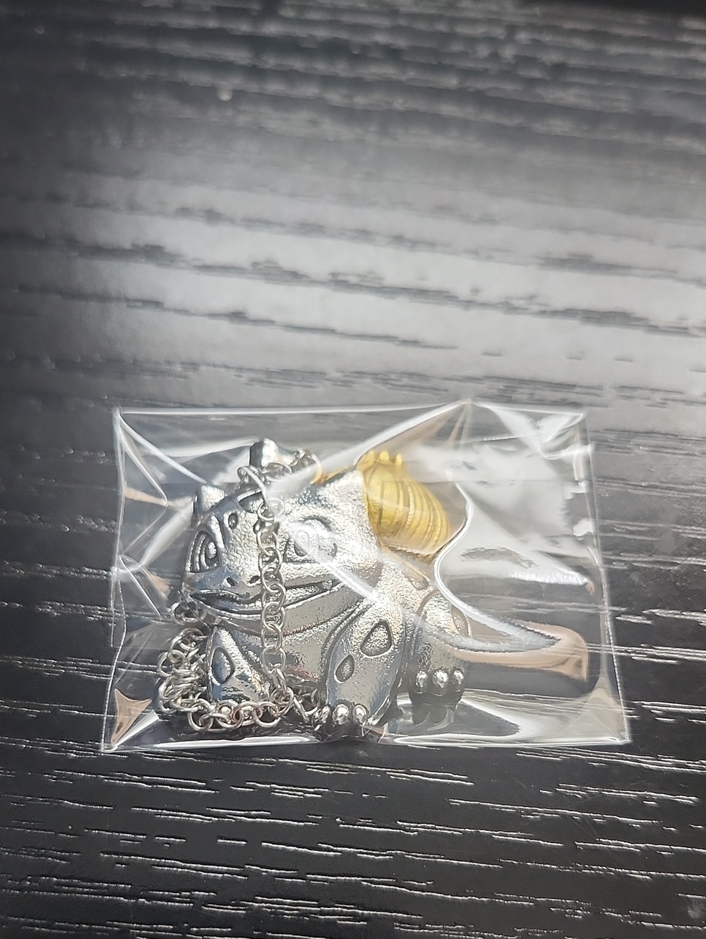 Silver Bulbasaur Pendant Necklacr - Picture 5 of 5